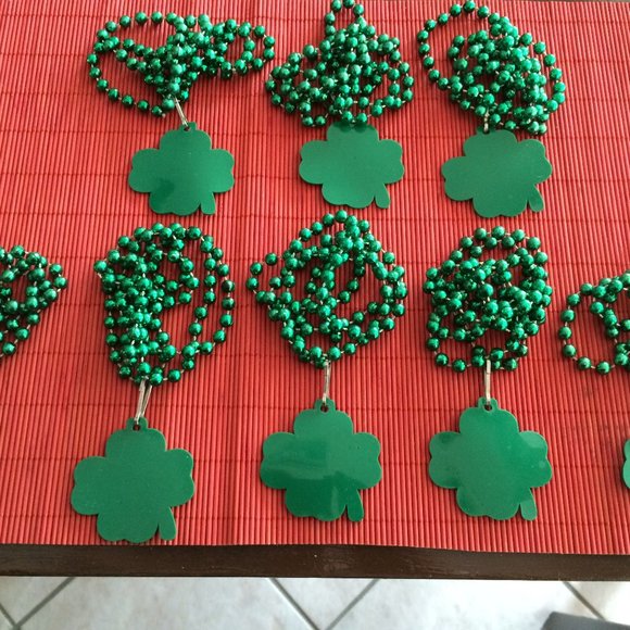 ST.PATTY'S DAY BEADS - Picture 1 of 2
